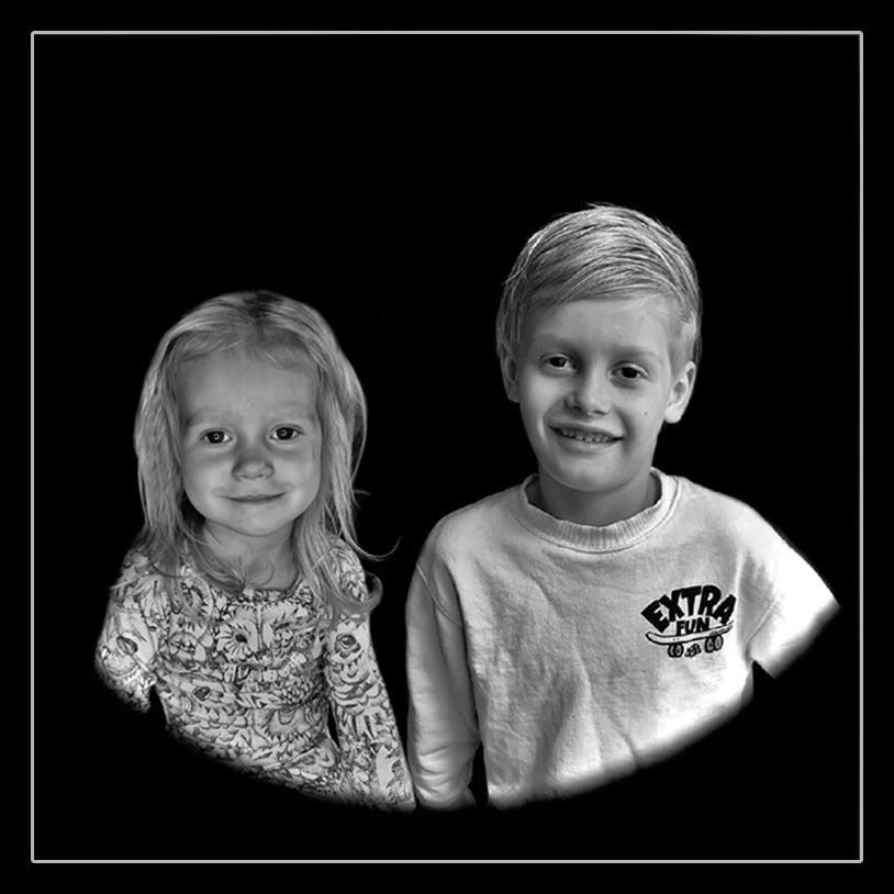 Custom portrait mirror engraving 30x30cm
